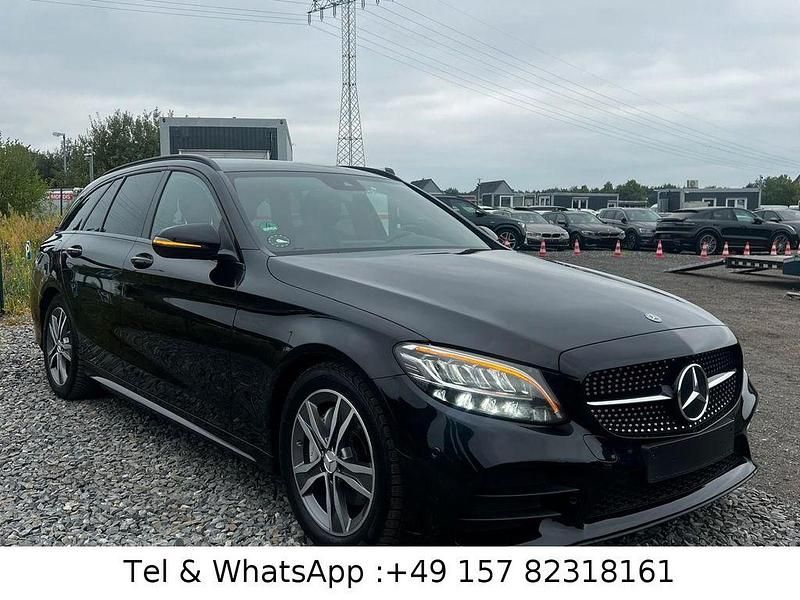Schwarz Gebraucht 2020 Mercedes C220 AMG line Kombi | 15.700 € (Fairer Preis) - Bild 1/4