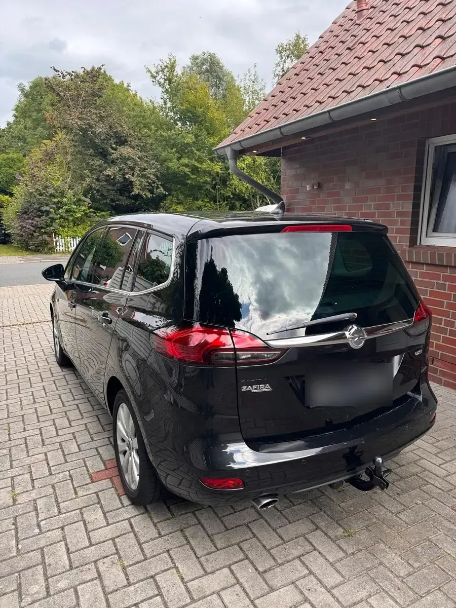 Gebraucht Opel Zafira 165 PS (121 kW) 2015 Schwarz Van / Kleinbus