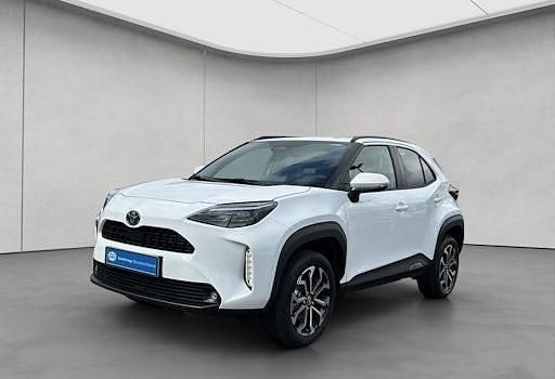 Neu Toyota Yaris Cross 130 PS (95 kW) 2025 Weiß SUV