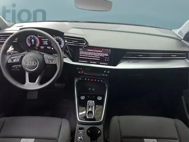 Używany Audi A3 150 KM (110 kW) 2024 Czarny Sedan/Limuzyna