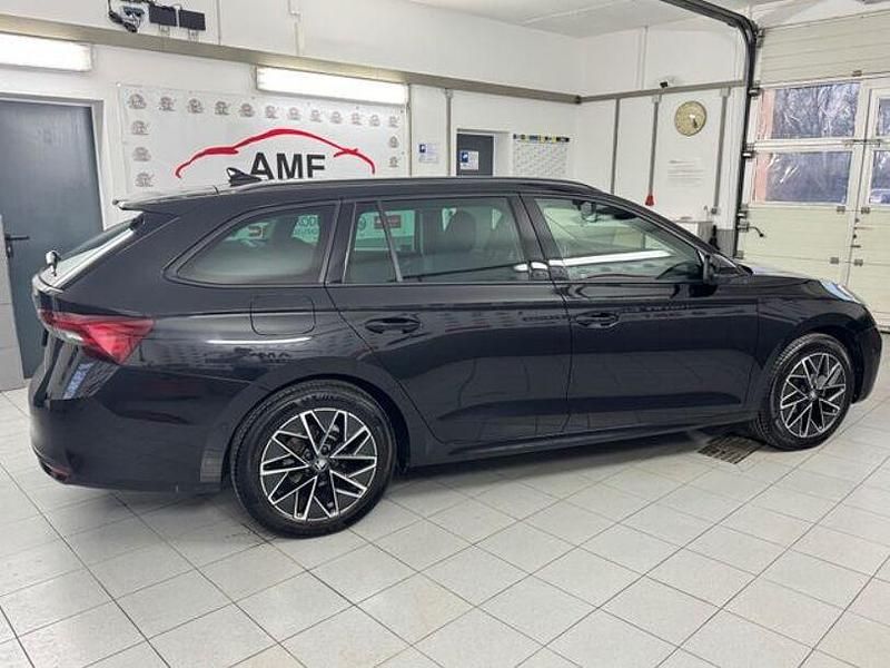 Gebraucht Skoda Octavia Selection 116 PS (85 kW) 2025 Schwarz Kombi