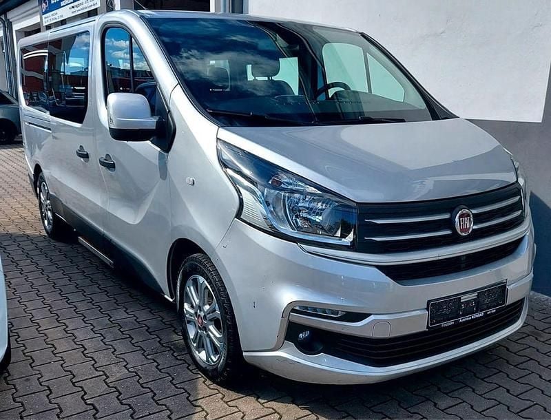 Silber Gebraucht 2016 Fiat Talento Van | 11.800 € (Superpreis) - Bild 1/4