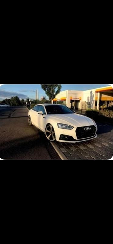 Weiß Gebraucht 2019 Audi A5 Sportback S-Line Kleinwagen | 29.400 € (Fairer Preis) - Bild 1/4