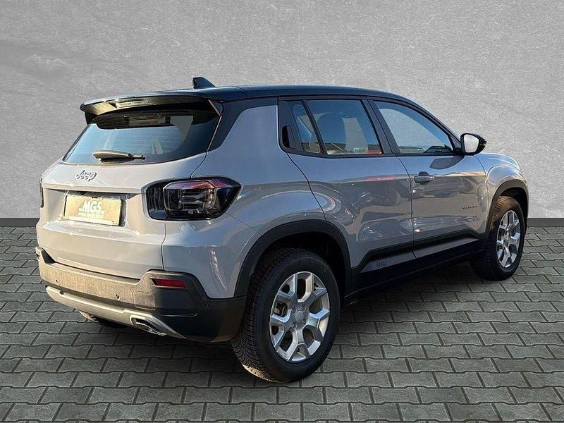 Neu Jeep Avenger Altitude 101 PS (74 kW) 2025 Grau SUV