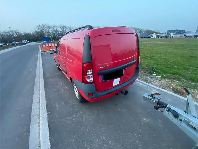 Gebraucht Dacia Logan 75 PS (55 kW) 2010 Rot Kombi