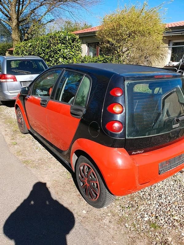 Second-hand Smart ForFour 64 CP (47 kW) 2006 Roșu Hatchback