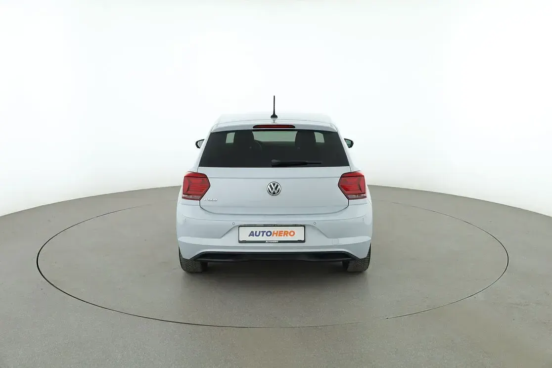 Gebraucht VW Polo IQ Drive 2019 Weiß Kleinwagen