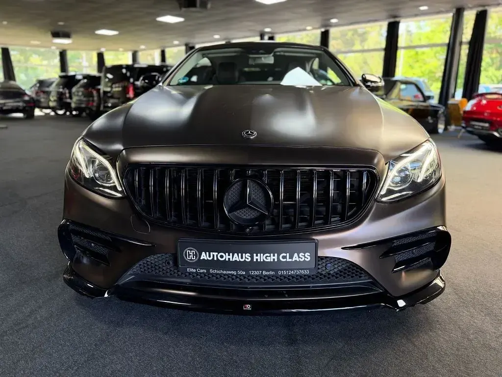 Gebraucht Mercedes E53 AMG 258 PS (189 kW) 2018 Blau Coupé