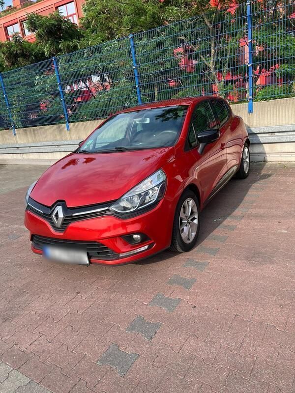 Rot Gebraucht 2017 Renault Clio IV Limousine | 9.499 € - Bild 1/4