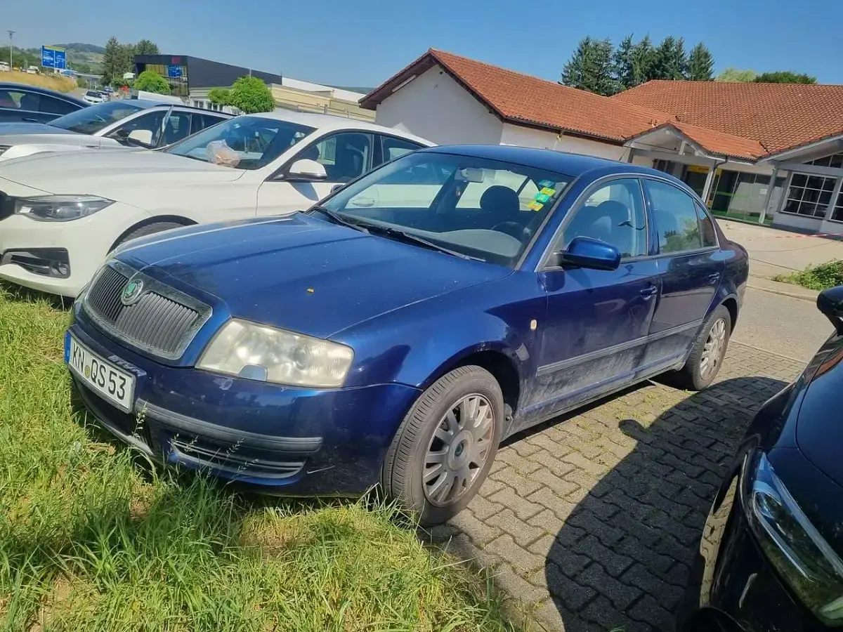 Gebraucht Skoda Superb Classic 140 PS (102 kW) 2005 Blau Limousine