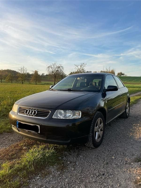 Schwarz Gebraucht 2001 Audi A3 Kleinwagen | 1.800 € (Fairer Preis) - Bild 1/4