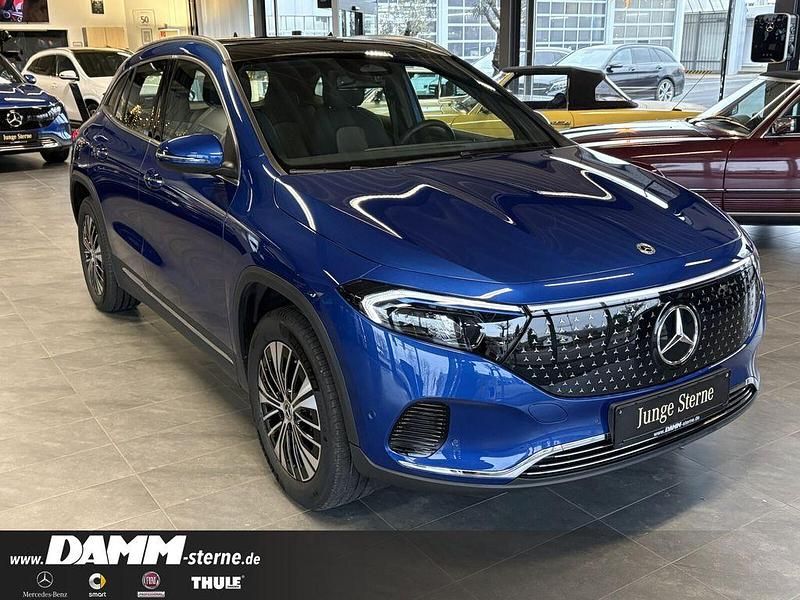 Gebraucht Mercedes EQA300 Electric Art 167 kW (228 PS) 2024 Spektralblau SUV