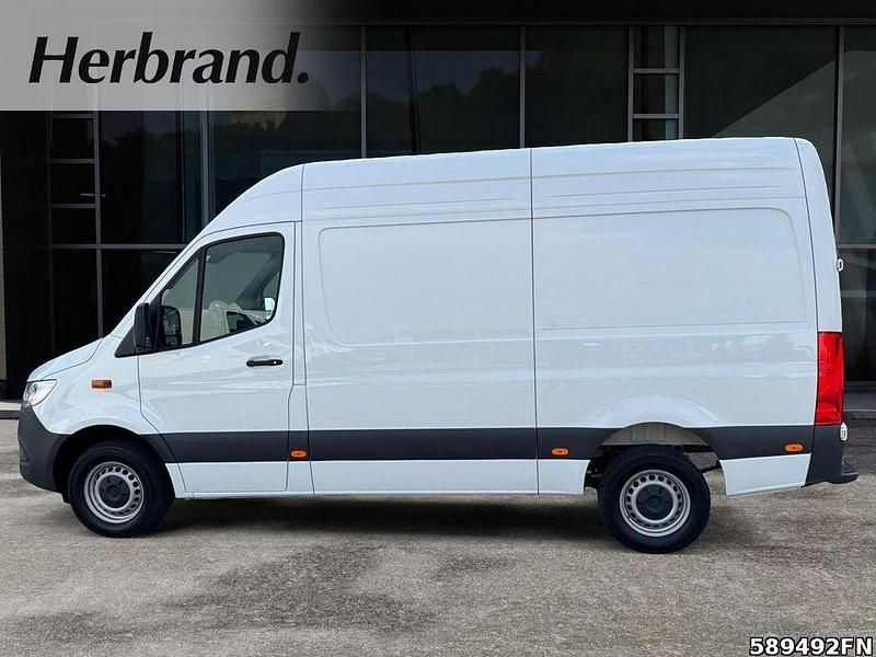 Gebraucht Mercedes Sprinter 170 PS (125 kW) 2024 Weiß Van