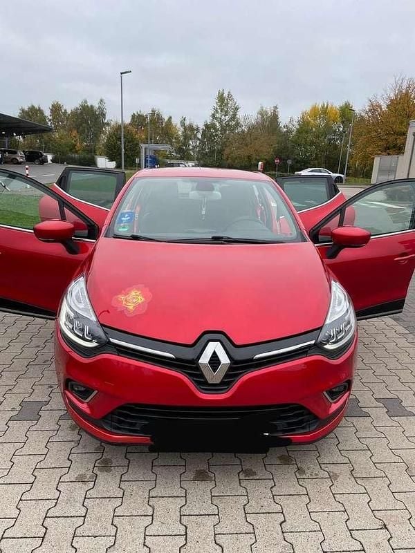 Gebraucht Renault Clio IV Bose Edition 118 PS (86 kW) 2017 Limousine