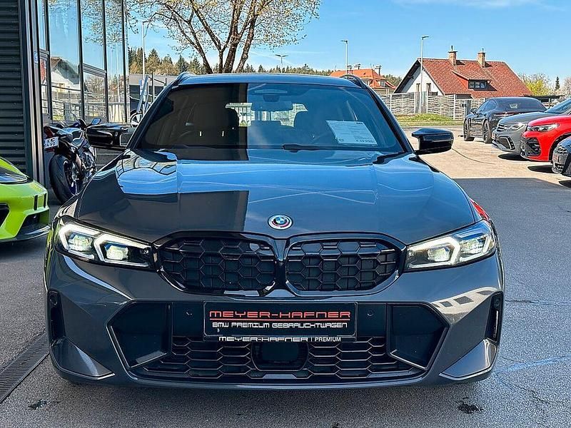 Gebraucht BMW 340 Performance 340 PS (250 kW) 2023 Grau Kombi