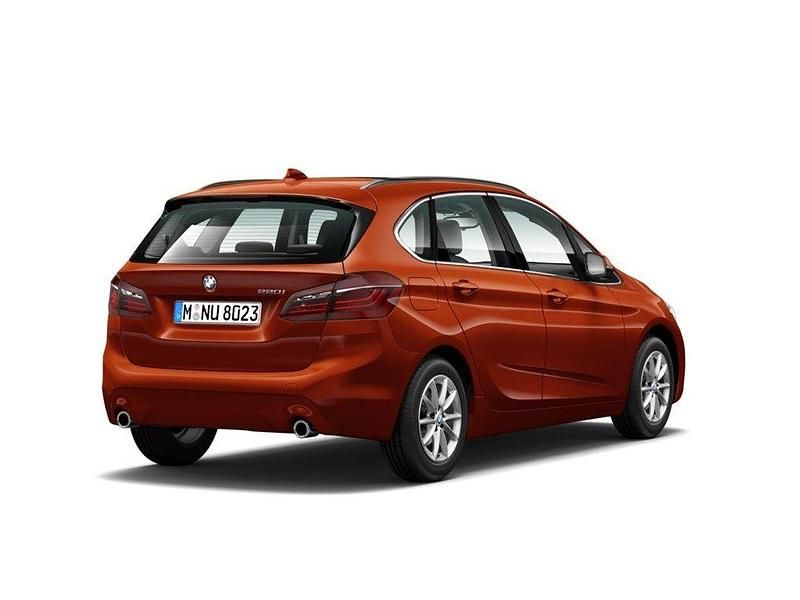 Gebraucht BMW 220 178 PS (130 kW) 2021 Orange Van / Kleinbus