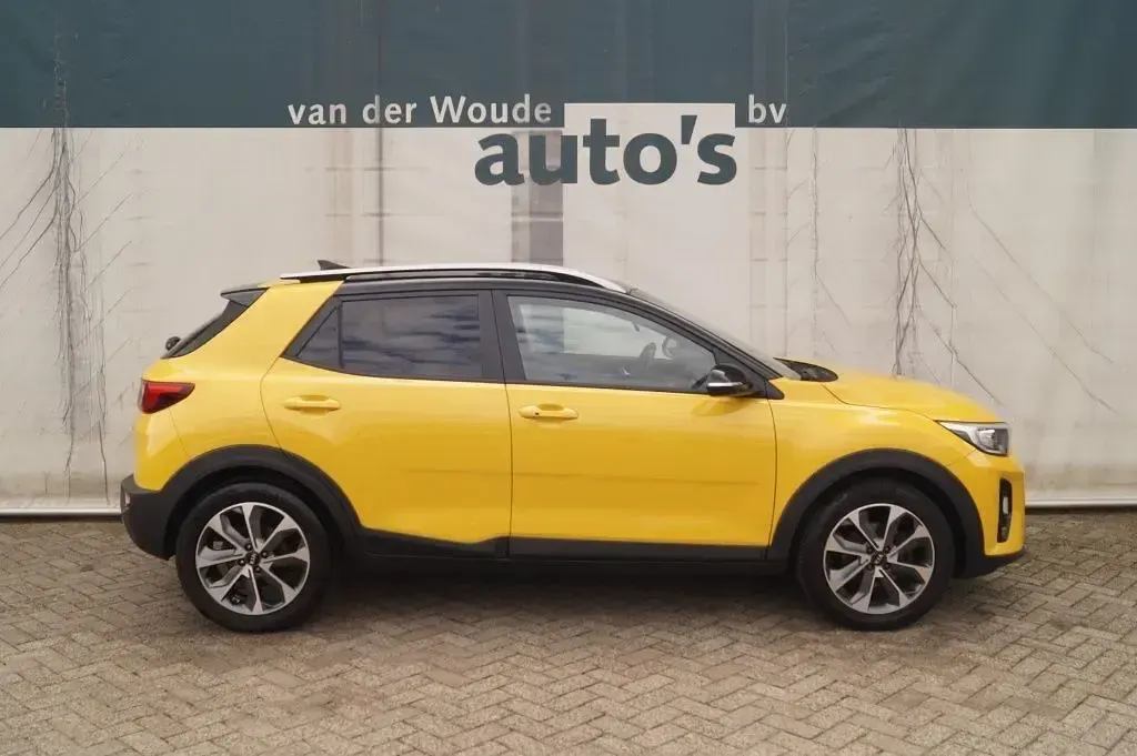 Gebraucht Kia Stonic 99 PS (72 kW) 2019 Gelb SUV