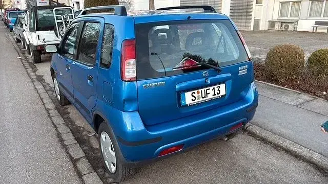 Brugt Suzuki Ignis 83 HK (61 kW) 2002 Blå Hatchback