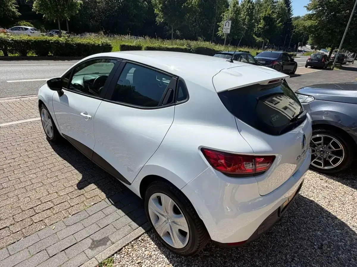 Gebraucht Renault Clio IV Dynamique 90 PS (66 kW) 2013 Weiß Kleinwagen