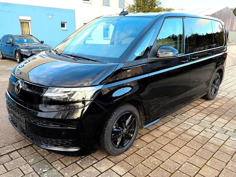 Gebraucht VW Multivan 150 PS (110 kW) 2023 Schwarz Van