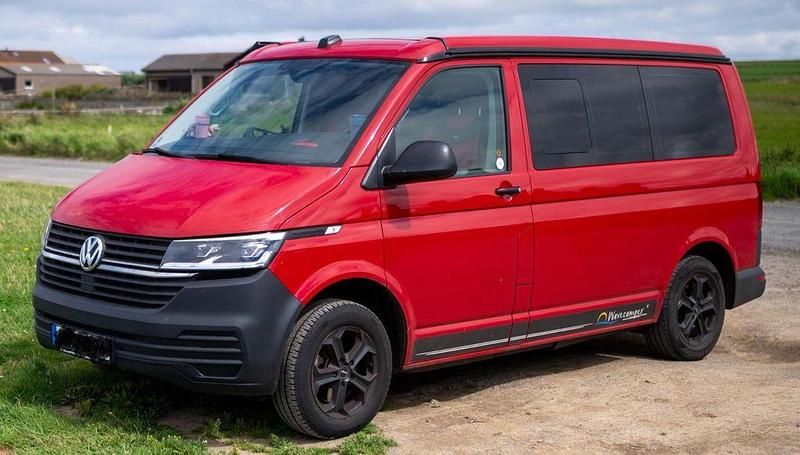 Rot Gebraucht 2022 VW T6.1 Van | 64.150 € - Bild 1/4