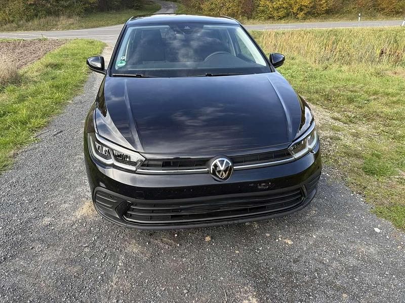 Gebraucht VW Polo Move 95 PS (69 kW) 2024 Schwarz Kleinwagen