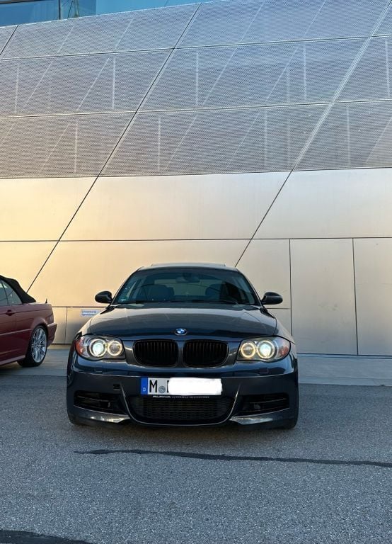 Grau Gebraucht 2008 BMW 135 M Performance Kleinwagen | 13.800 € (Superpreis) - Bild 1/4
