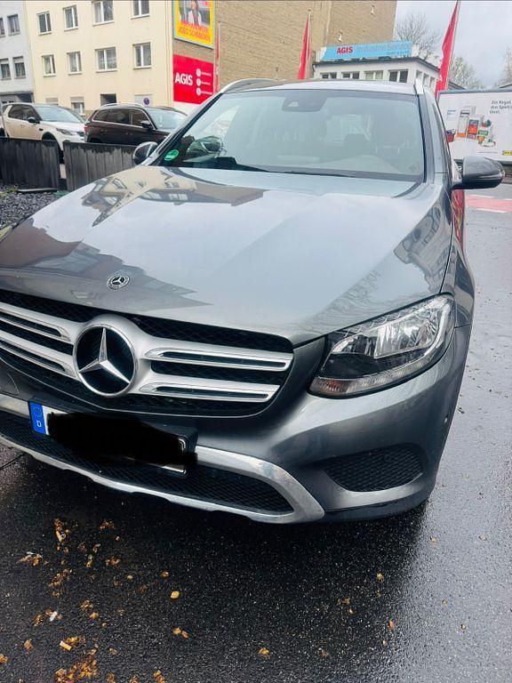 Gebraucht Mercedes GLC250 204 PS (150 kW) 2017 Grau SUV
