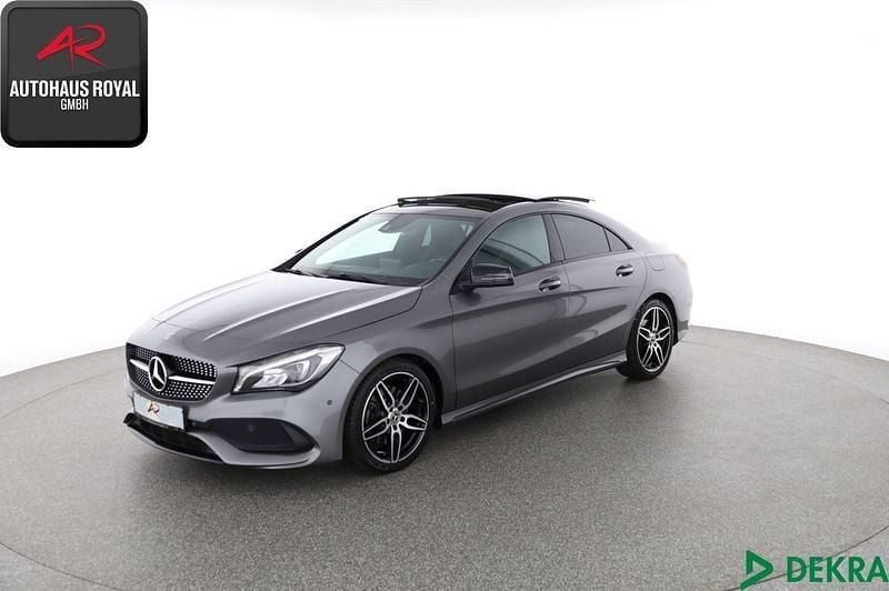 Grau Gebraucht 2019 Mercedes CLA250 AMG Limousine | 28.780 € (Etwas zu teuer) - Bild 1/4
