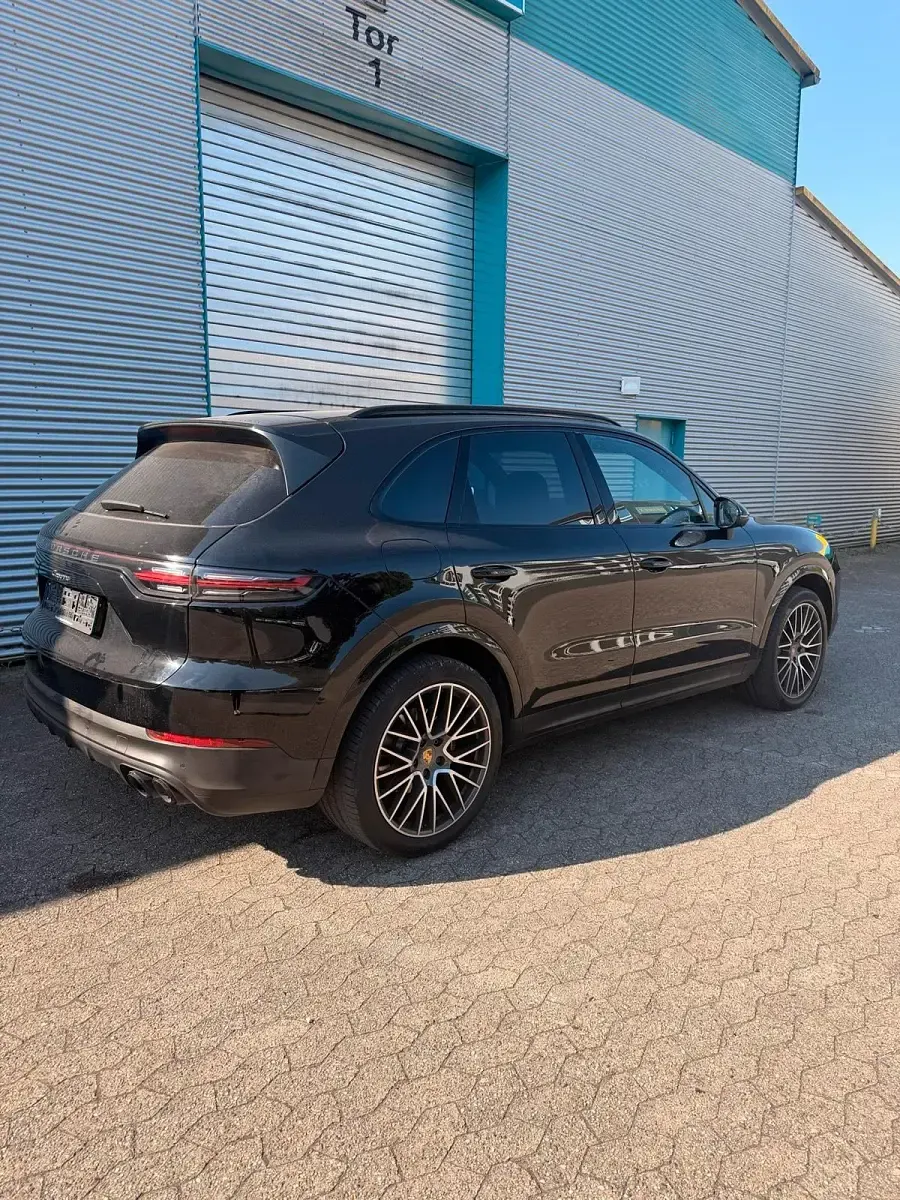 Gebraucht Porsche Cayenne 340 PS (250 kW) 2019 Schwarz SUV