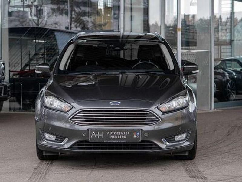 Gebraucht Ford Focus 120 PS (88 kW) 2016 Grau Kombi