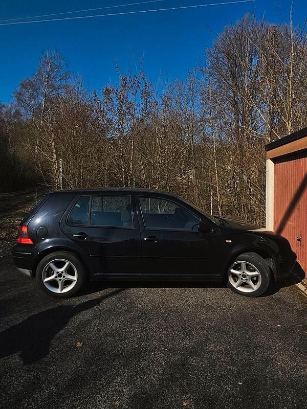 Gebraucht VW Golf III 100 PS (73 kW) 1998 Schwarz Kombi