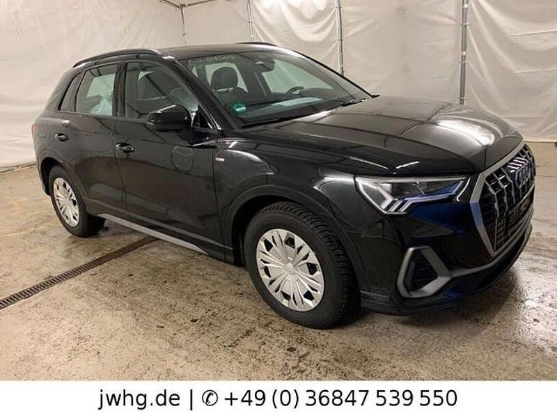 Second-hand Audi Q3 S-Line 150 CP (110 kW) 2022 Negru SUV
