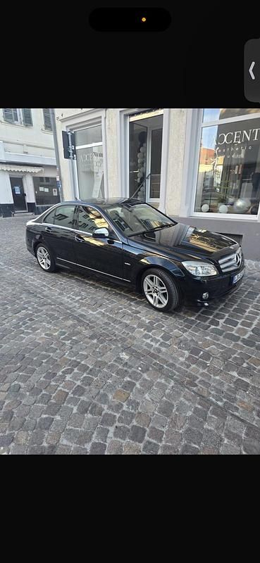 Schwarz Gebraucht 2007 Mercedes C350 Avantgarde Limousine | 10.500 € (Teuer) - Bild 1/4