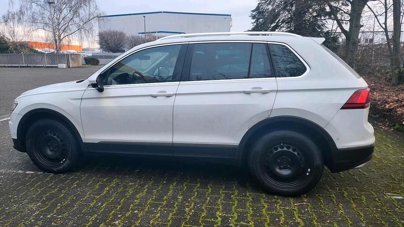 Weiß Gebraucht 2017 VW Tiguan SUV | 19.400 € (Superpreis) - Bild 1/4