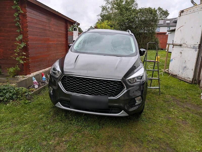 Gebraucht Ford Kuga 150 PS (110 kW) 2018 Grau SUV