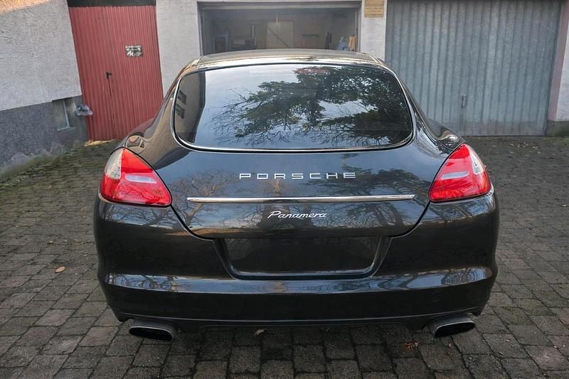 Gebraucht Porsche Panamera 300 PS (220 kW) 2011 Coupé