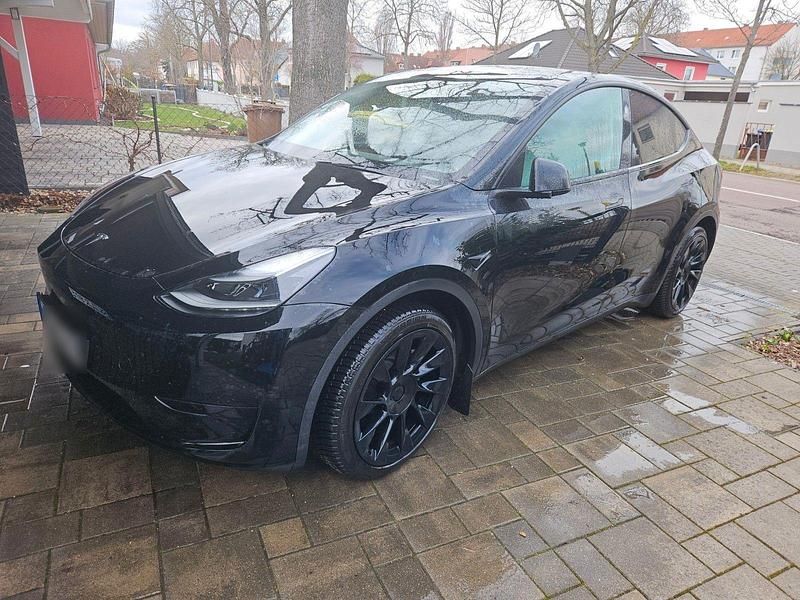 Gebraucht Tesla Model Y Standard Range 219 kW (299 PS) 2024 Schwarz SUV
