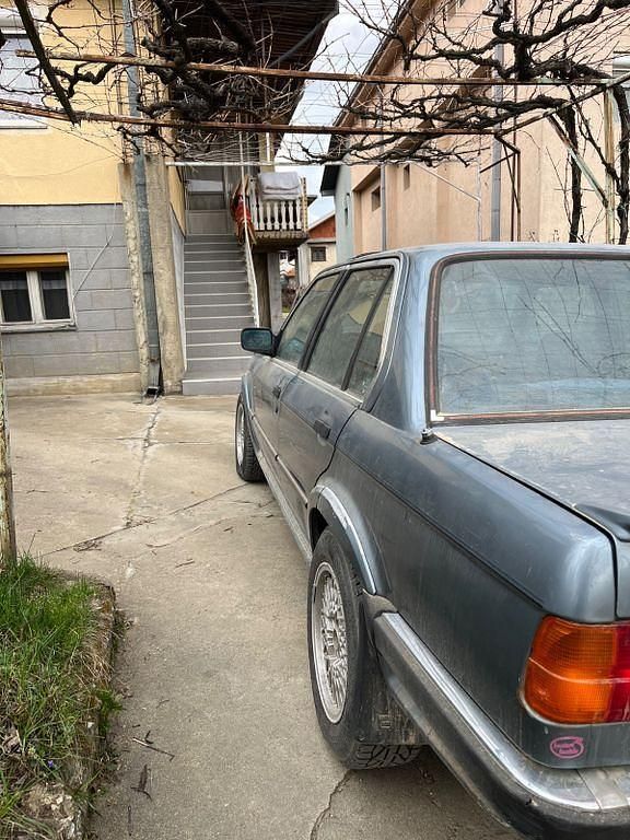 Gebraucht BMW 325 Performance 170 PS (125 kW) 1987 Blau Limousine