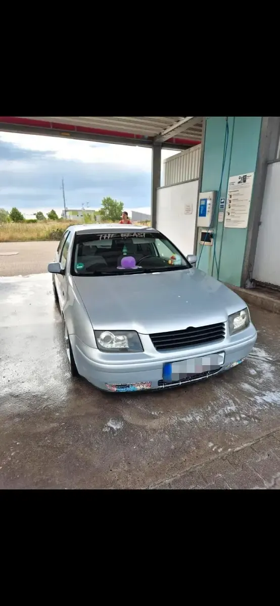 Gebraucht VW Bora 101 PS (74 kW) 1999 Silber Limousine