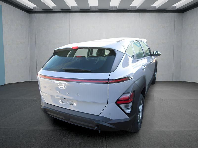 Neu Hyundai Kona Select 116 PS (85 kW) 2026 Grau SUV