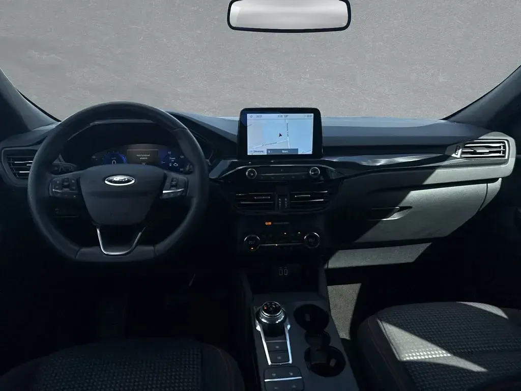 Second-hand Ford Kuga 152 CP (111 kW) 2022 Alb SUV