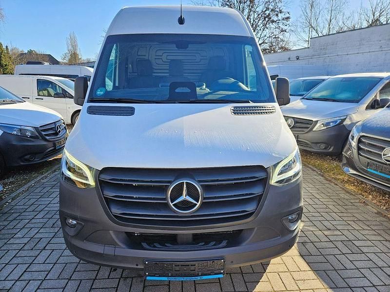Gebraucht Mercedes Sprinter 170 PS (125 kW) 2024 Weiß Van