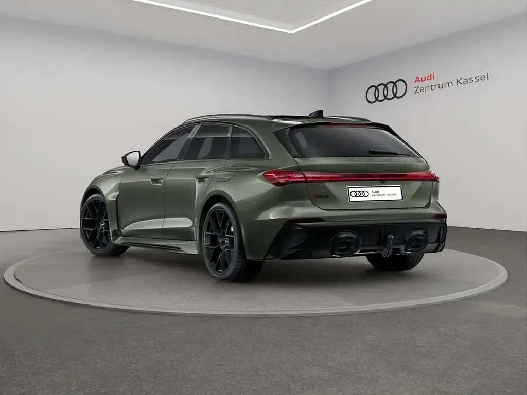 Neu Audi RS5 Sport 639 PS (469 kW) 2026 Grün Kombi