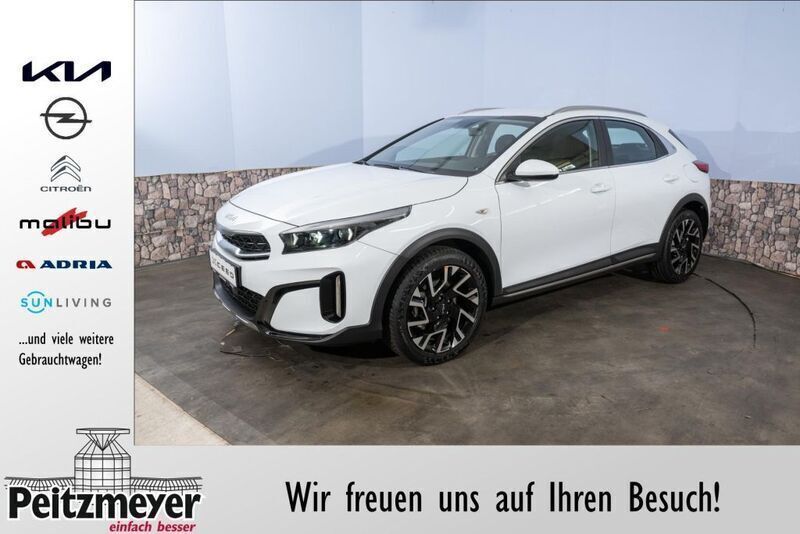 Weiss Gebraucht 2023 Kia XCeed Vision SUV | 24.590 € (Teuer) - Bild 1/4
