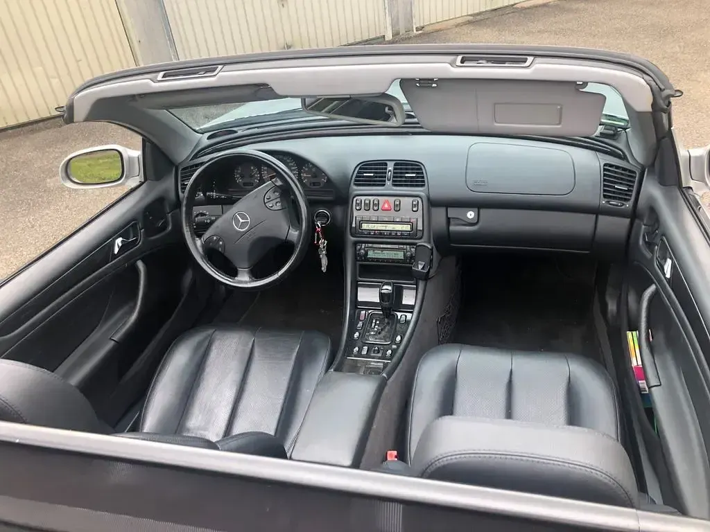 Gebraucht Mercedes CLK230 Avantgarde 197 PS (144 kW) 2002 Silber Cabrio