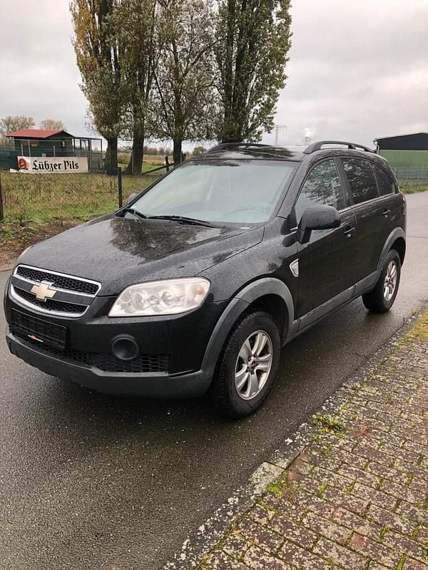 Gebraucht Chevrolet Captiva 136 PS (100 kW) 2008 Schwarz SUV