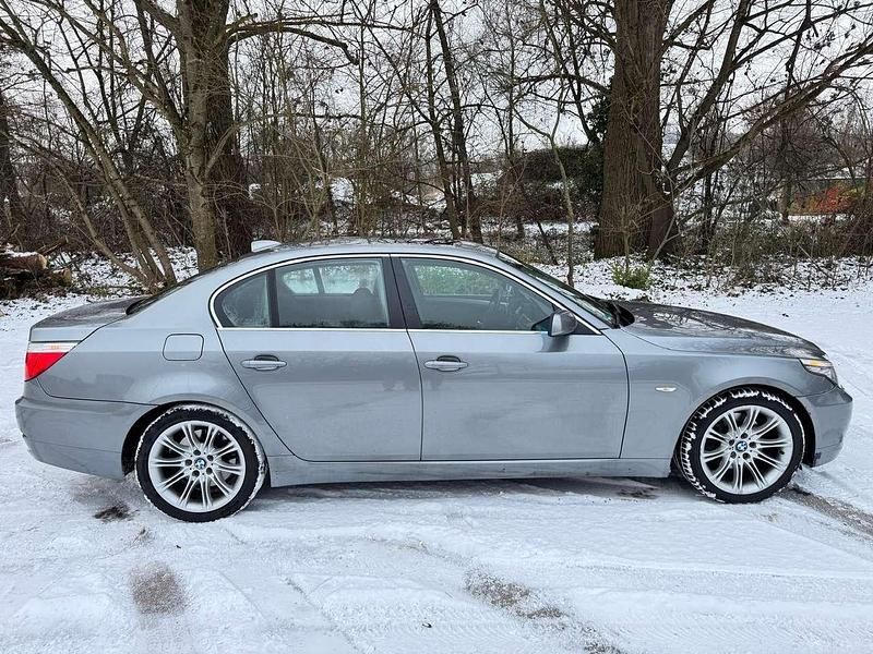 Gebraucht BMW 523 190 PS (139 kW) 2007 Limousine