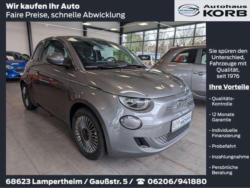 Grau Gebraucht 2023 Fiat 500e Style Limousine | 19.850 € (Guter Preis) - Bild 1/4