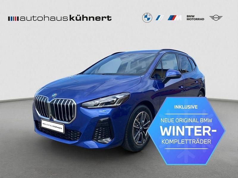 Blau Neu 2025 BMW 220 Active Tourer M Sport Van / Kleinbus | 44.640 € (Fairer Preis) - Bild 1/4